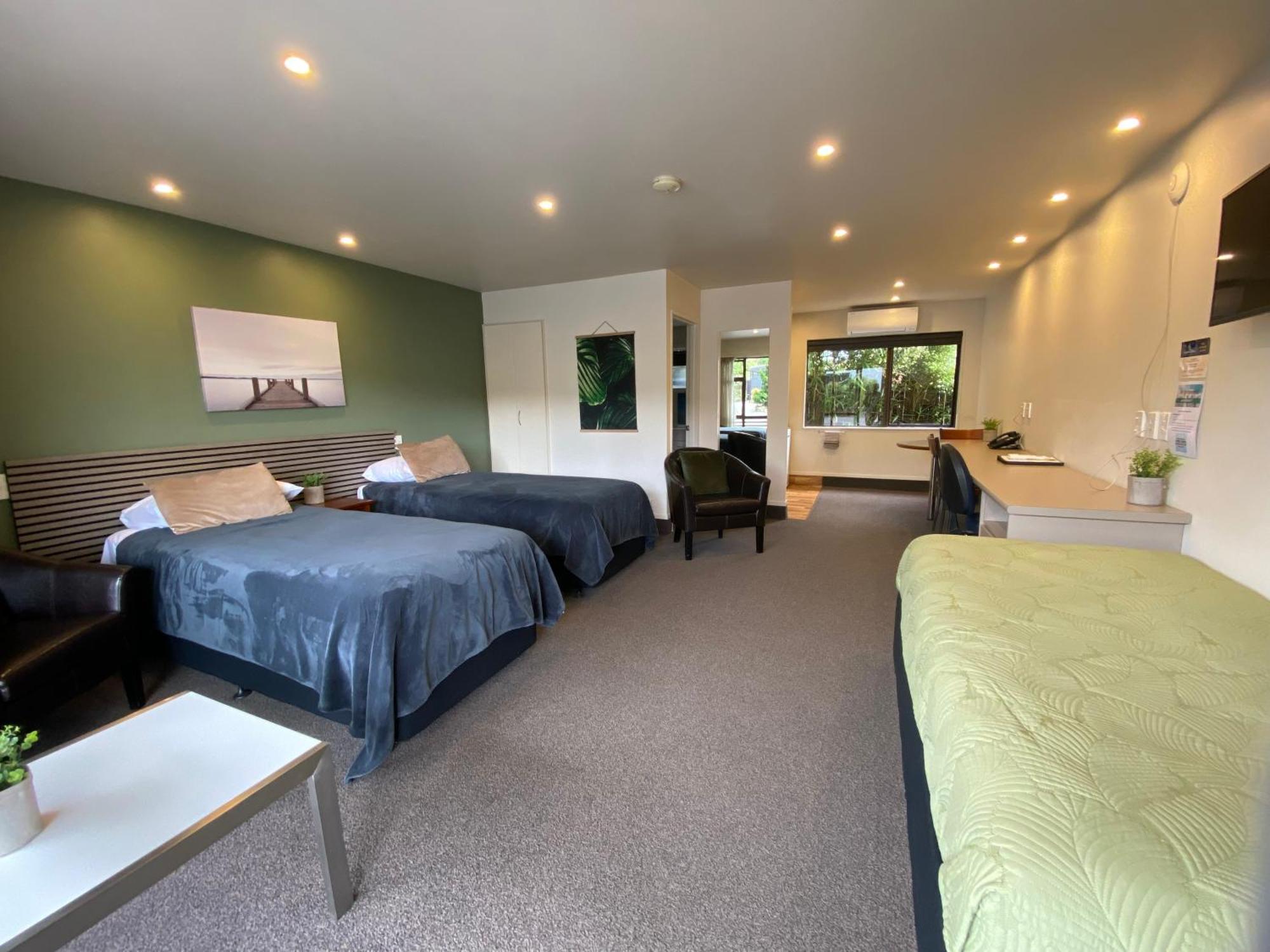 Commodore Motel Dunedin Extérieur photo