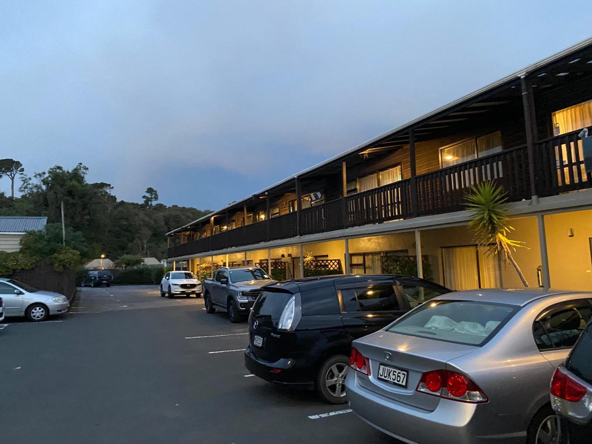 Commodore Motel Dunedin Extérieur photo