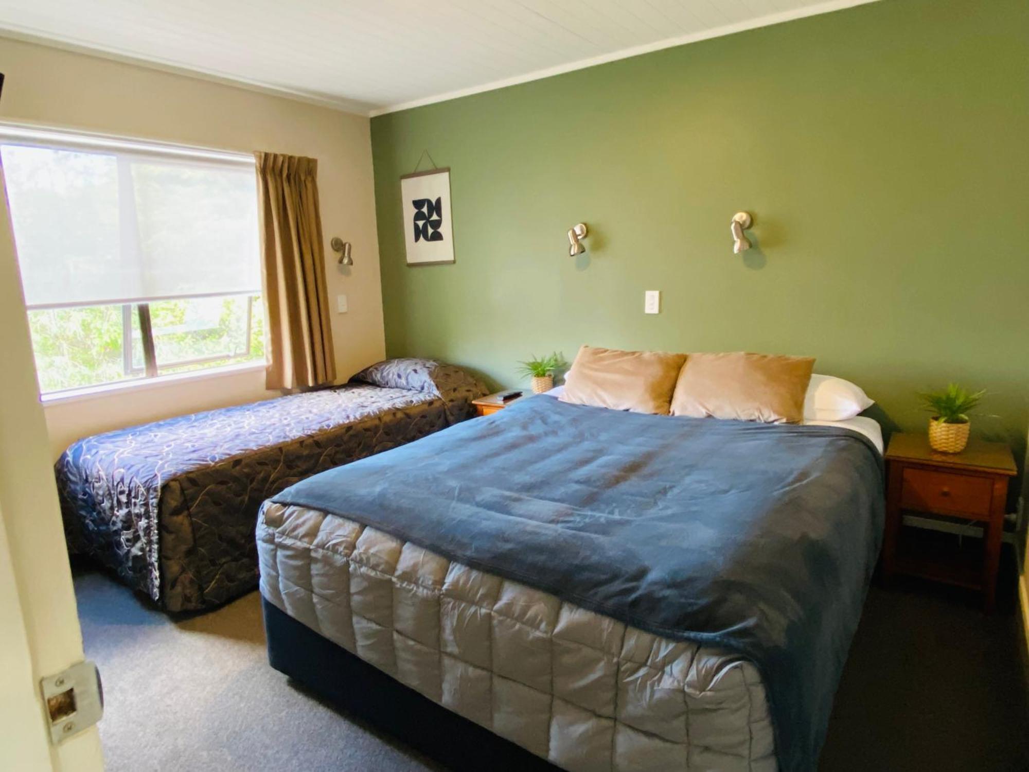 Commodore Motel Dunedin Extérieur photo