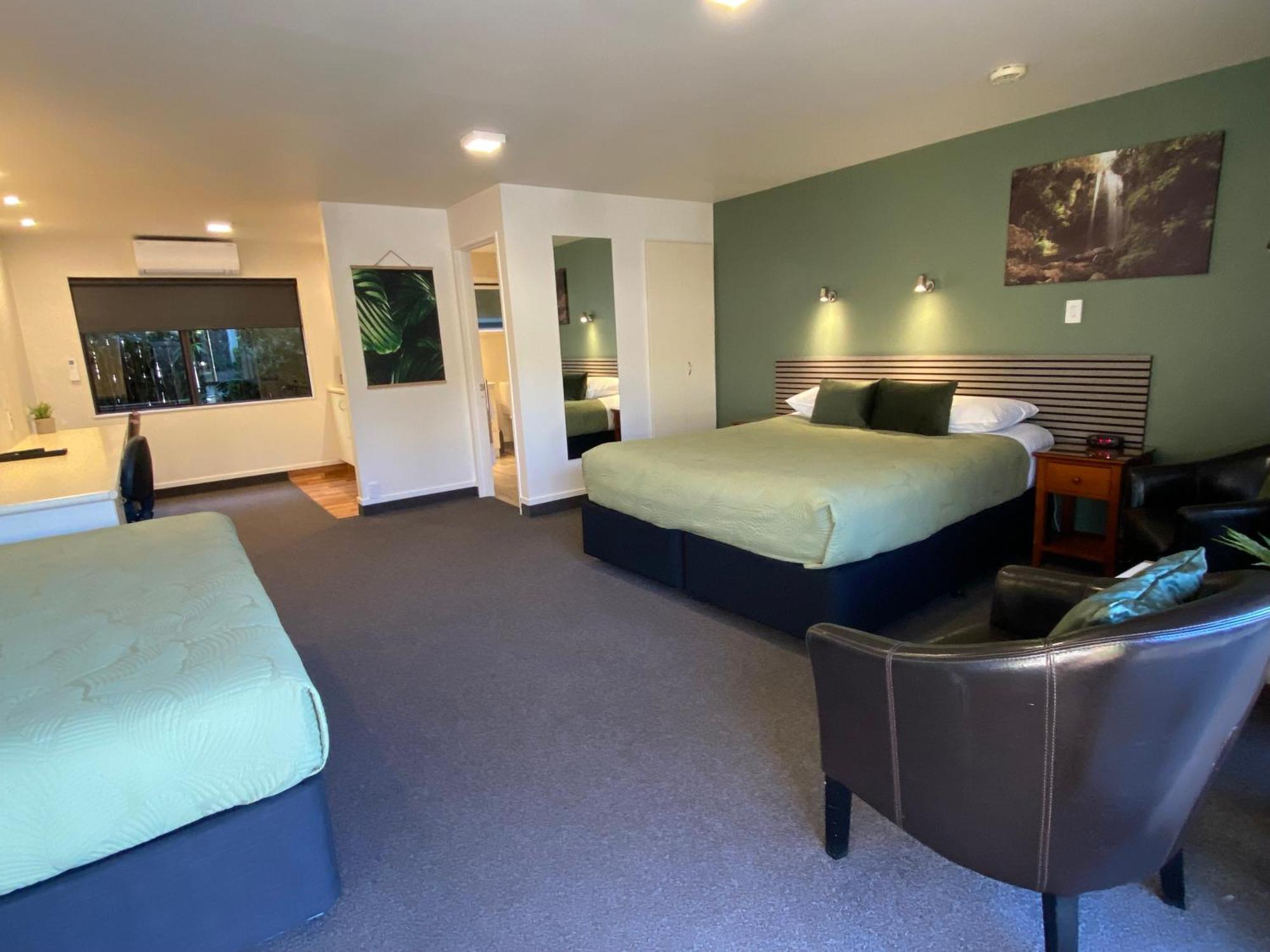 Commodore Motel Dunedin Extérieur photo