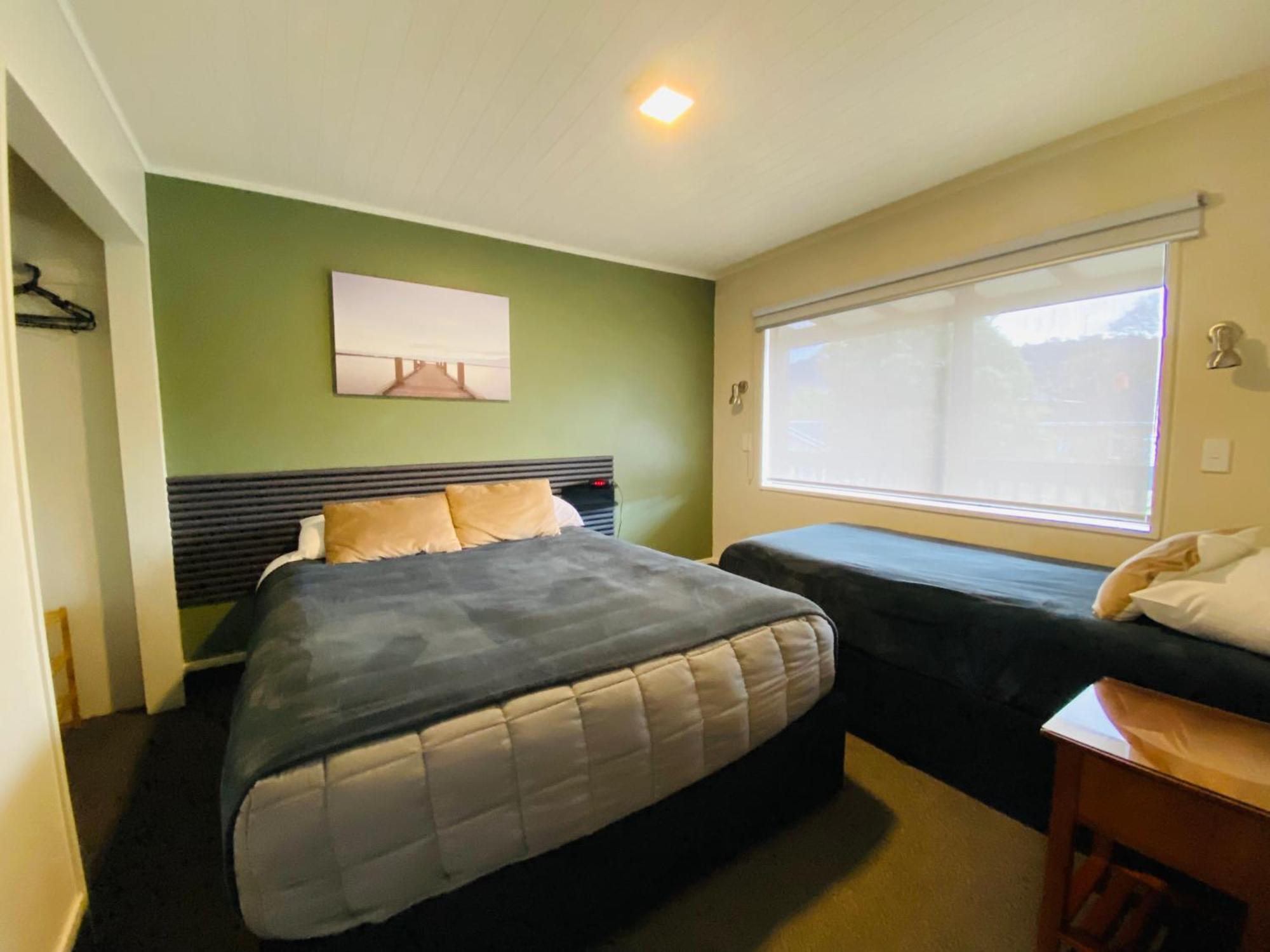 Commodore Motel Dunedin Extérieur photo